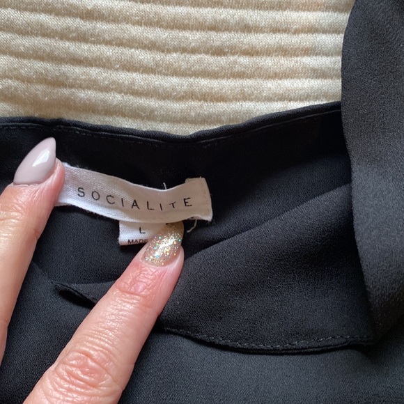 Two Black Spaghetti Strap Tanks Size L - Picture 5 of 9